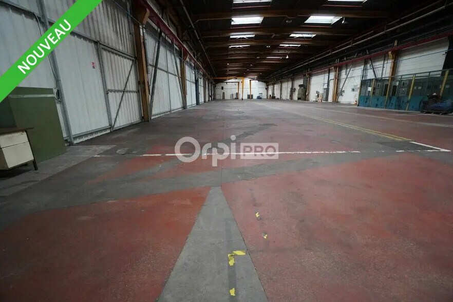 Industriel/Logistique dans Longvic à louer - Photo de l’immeuble – Image 2 sur 6