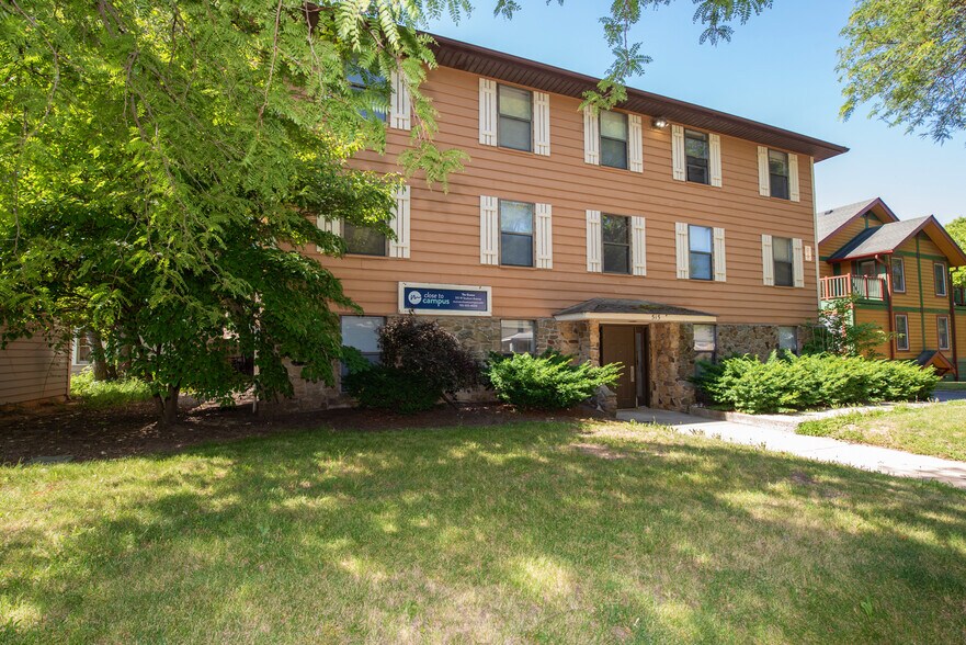 515 W Stadium Ave, West Lafayette, IN à vendre - Photo de l’immeuble – Image 2 sur 17