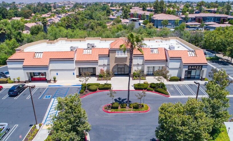 7891 Mission Grove Pky, Riverside, CA à louer - Photo de l’immeuble – Image 3 sur 6
