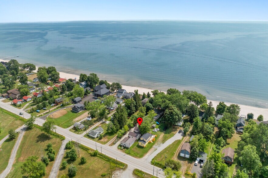 12343 Lakeshore Rd, Wainfleet, ON à vendre - Aérien – Image 2 sur 20