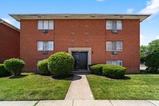 Plus de détails pour 4578 E 131st St, Garfield Heights, OH - Logement à vendre