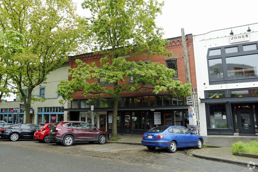 5443 Ballard Ave NW, Seattle, WA à louer - Photo de l’immeuble – Image 3 sur 4