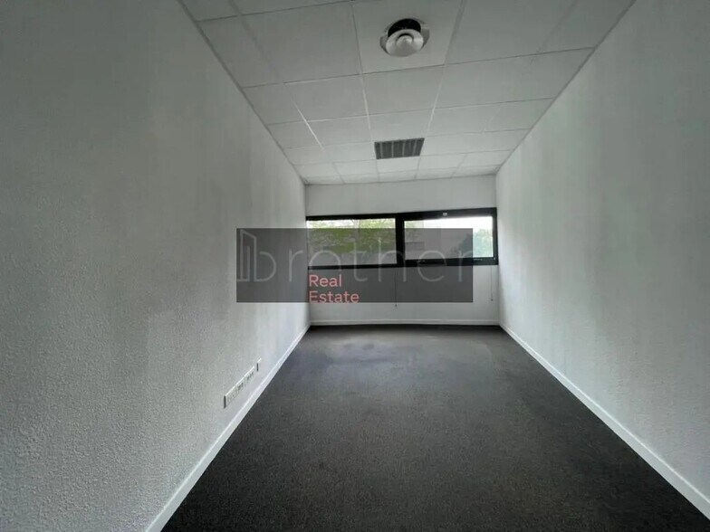 Bureau dans Mérignac à louer - Photo de l’immeuble – Image 2 sur 8