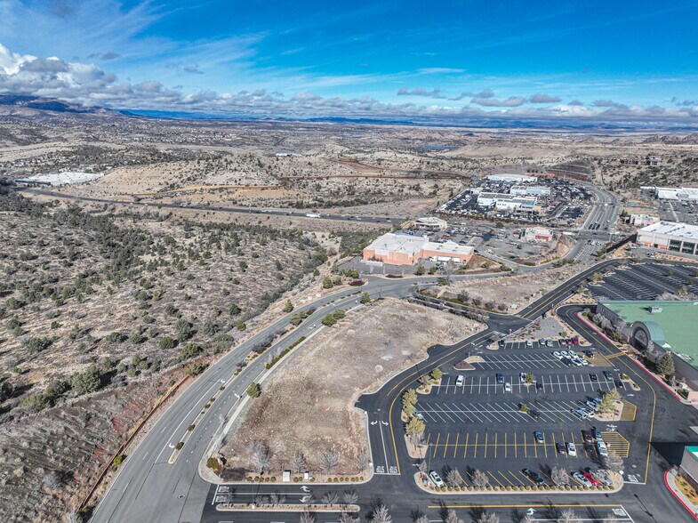 3156 Gateway Blvd, Prescott, AZ à vendre - Photo de l’immeuble – Image 3 sur 3