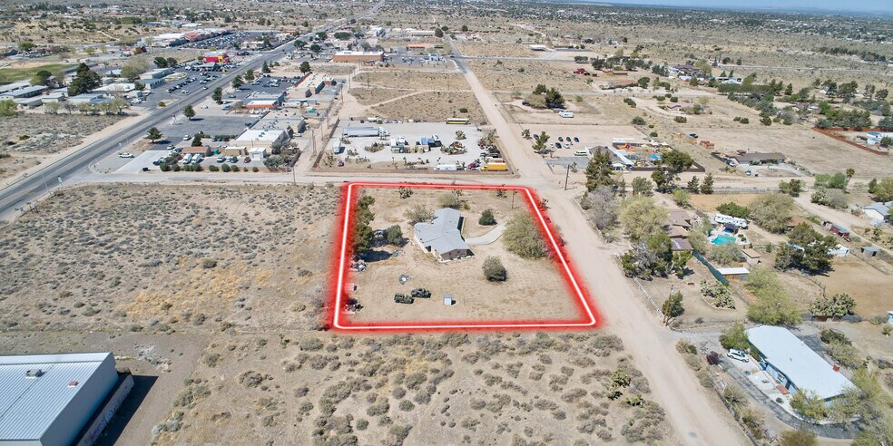 4325 Lindero Rd, Phelan, CA à vendre - Photo principale – Image 2 sur 13