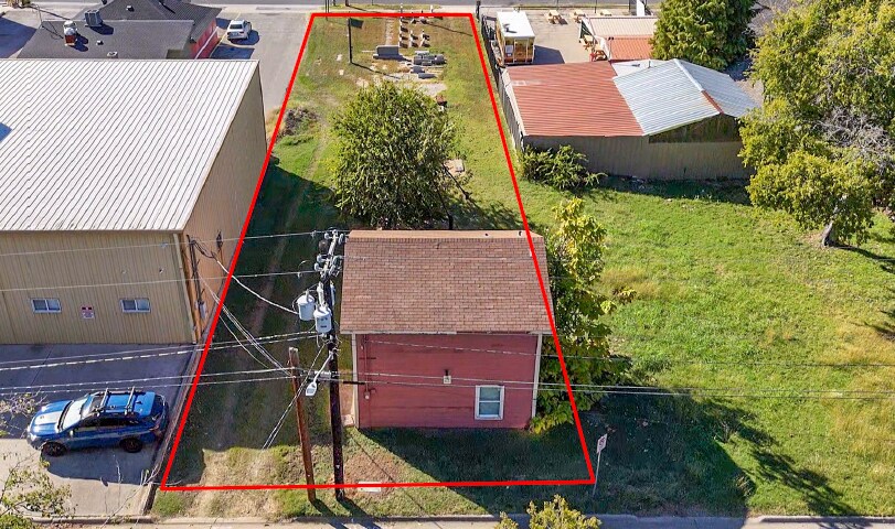 615 S Locust St, Denton, TX à vendre - Photo de l’immeuble – Image 3 sur 7