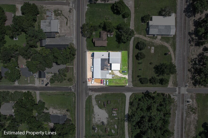 418 S Commerce St, Bremond, TX à vendre - Photo de l’immeuble – Image 2 sur 43