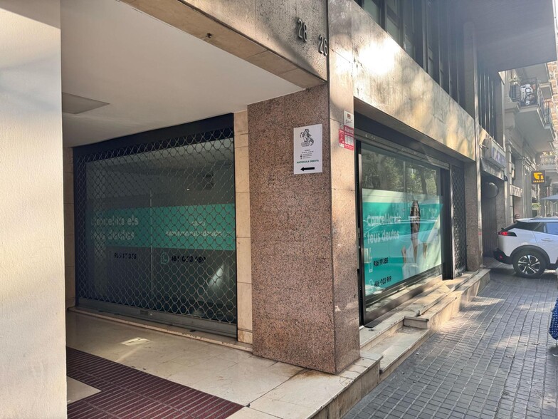 Carrer De Berlín, 26, Barcelone, Barcelona à louer - Photo de l’immeuble – Image 2 sur 3