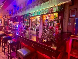 Plus de détails pour Local commercial à louer