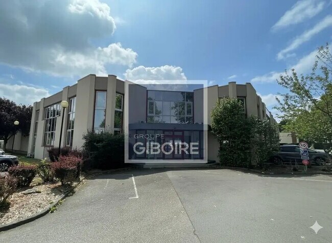 Plus de détails pour Industriel/Logistique à louer