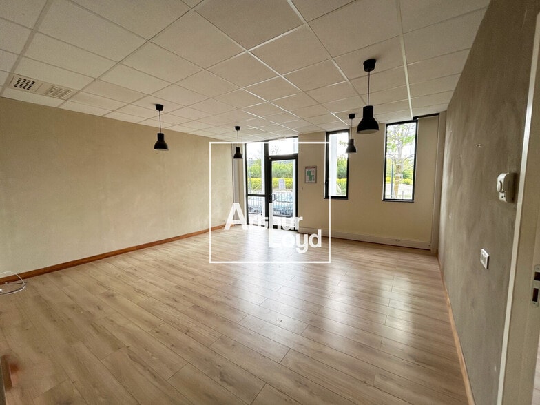 5 Avenue Irène Joliot-Curie, Toulouse à louer - Photo de l’immeuble – Image 2 sur 11