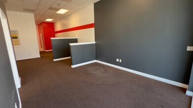 520-540 W Palmdale Blvd, Palmdale, CA à louer - Vidéo sur l’annonce professionnelle