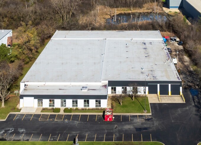 330 E Route 22, Lake Zurich, IL à louer Photo de l’immeuble– Image 1 sur 12
