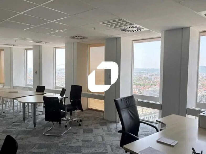 Bureau dans Lyon à louer - Photo de l’immeuble – Image 2 sur 11