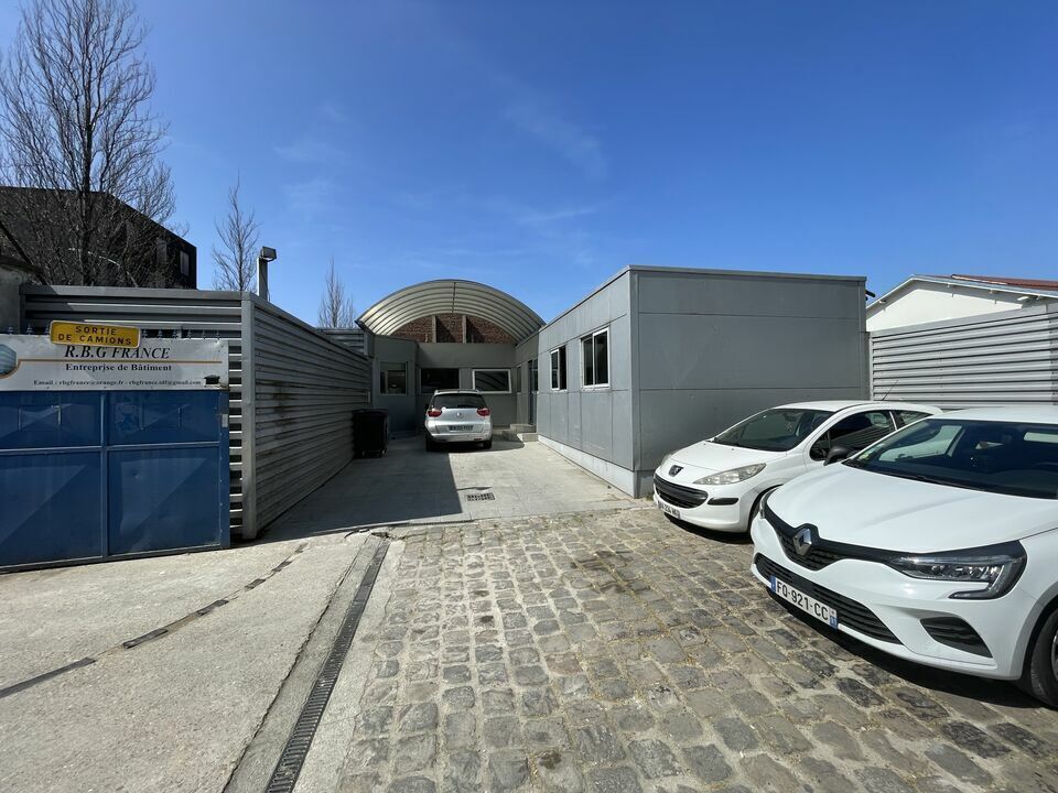 Industriel/Logistique dans La Courneuve à louer Photo de l’immeuble– Image 1 sur 12