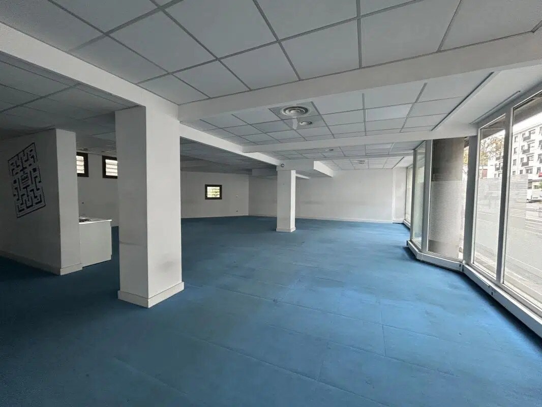 Bureau dans Lyon à louer Photo de l’immeuble– Image 1 sur 9