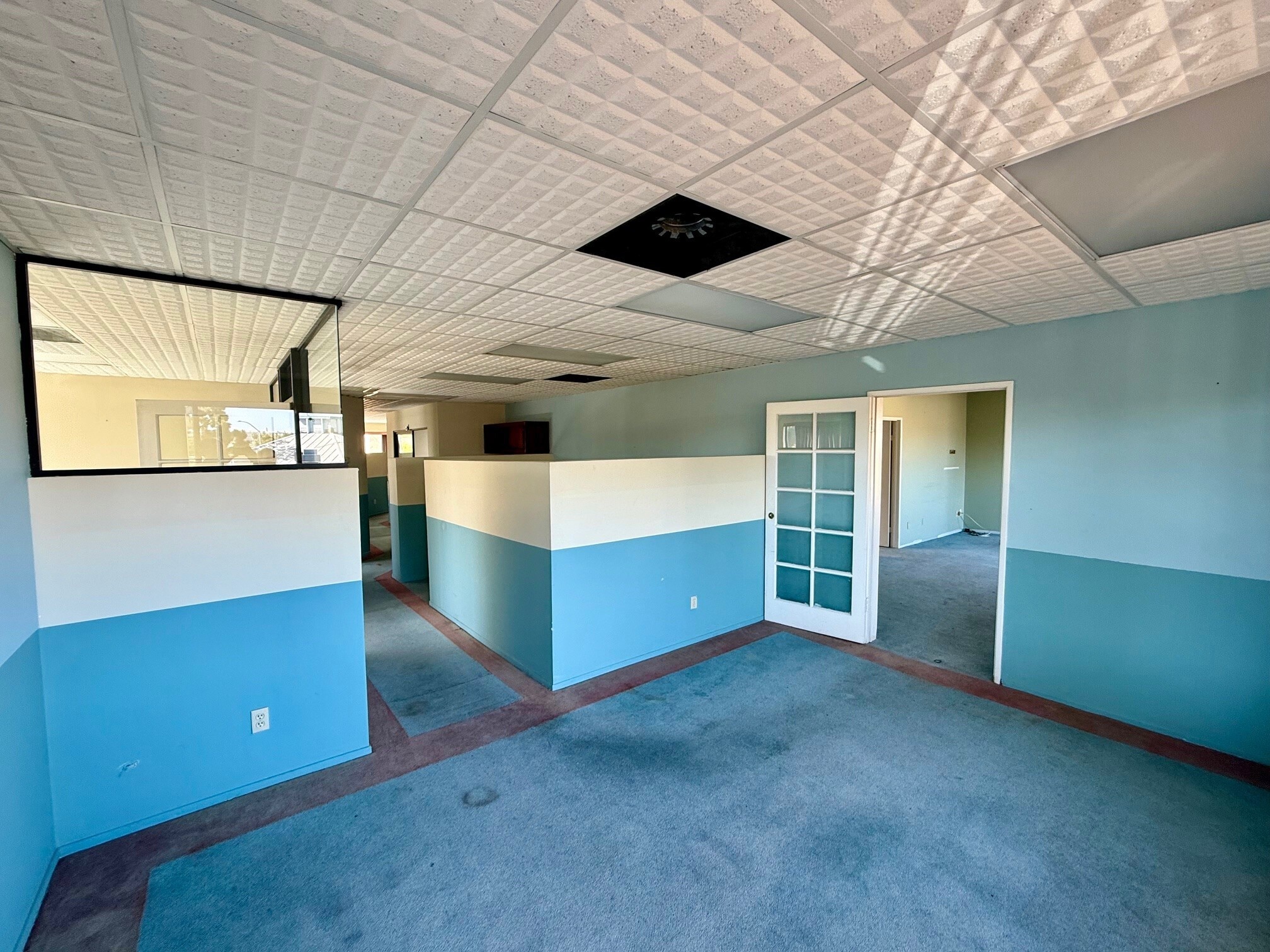 3175-3189 Midway Dr, San Diego, CA à louer Photo intérieure– Image 1 sur 1