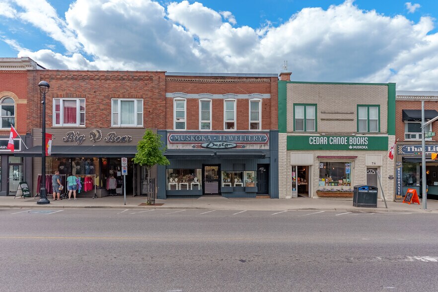 68 Main St E, Huntsville, ON à vendre - Photo de l’immeuble – Image 3 sur 23