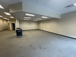 5000-6000 Mid Atlantic Dr, Morgantown, WV à louer Photo intérieure– Image 2 sur 4