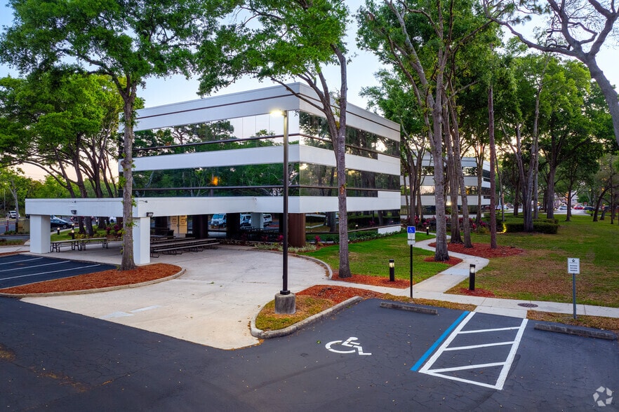 1211 State Road 436, Orlando, FL à louer - Photo de l’immeuble – Image 3 sur 10