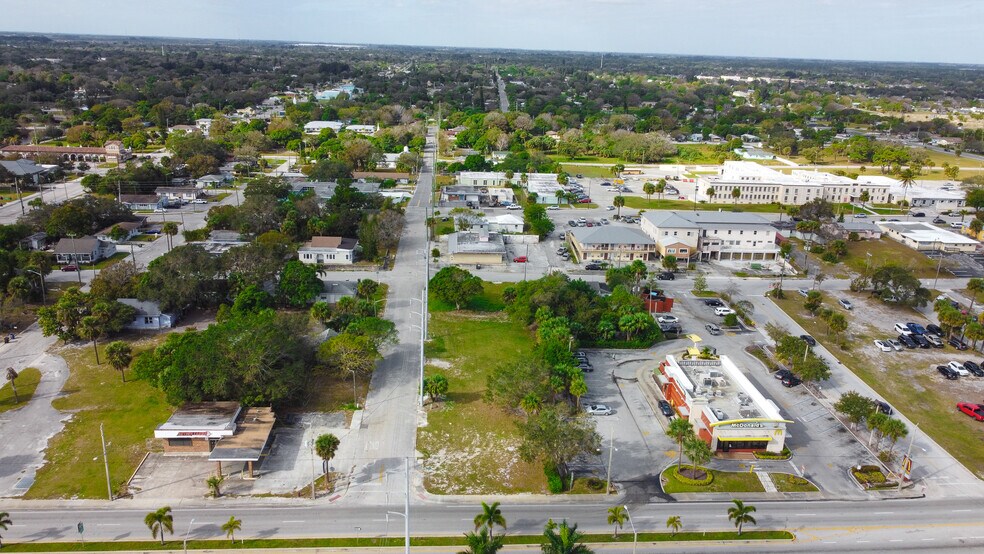 601 N US Highway 1, Fort Pierce, FL à vendre - Aérien – Image 2 sur 6