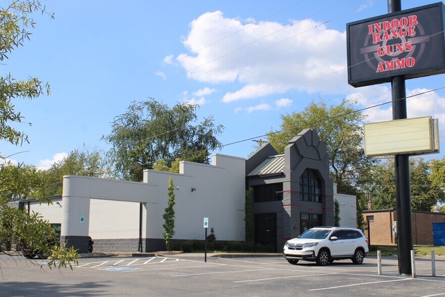 4803 Old Hickory Blvd, Hermitage, TN à vendre - Photo de l’immeuble – Image 3 sur 7