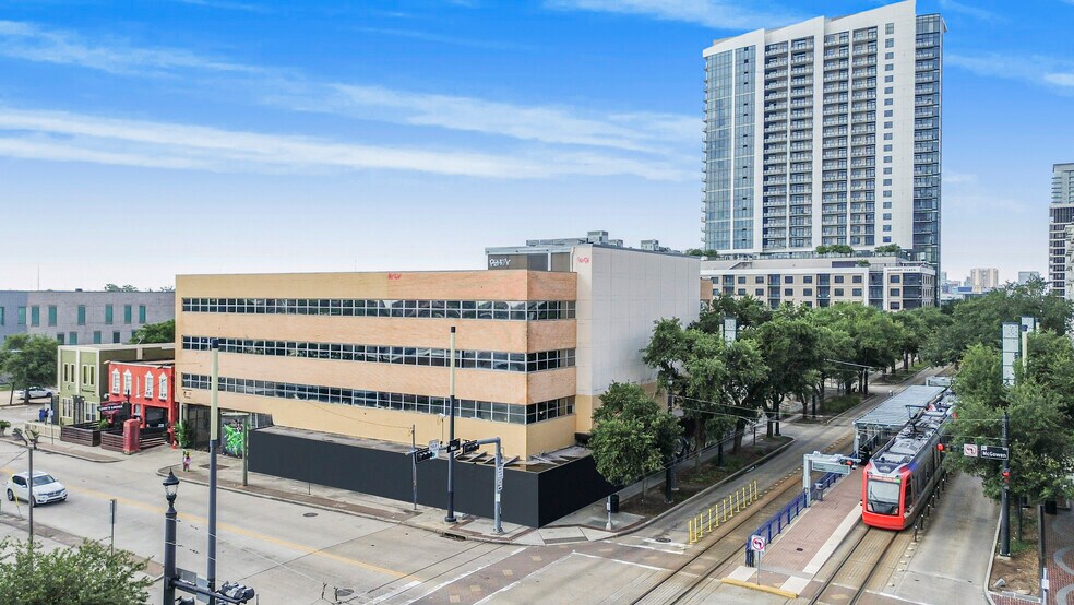 1000 McGowen St, Houston, TX à vendre - Photo de l’immeuble – Image 2 sur 16
