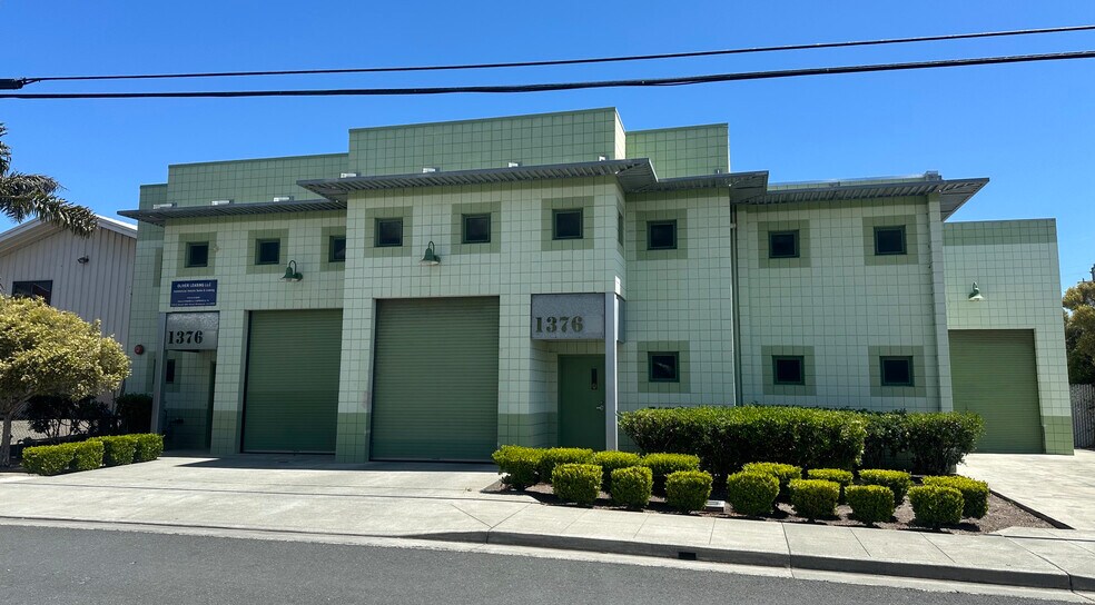 1376 S 50th St, Richmond, CA à louer - Photo de l’immeuble – Image 1 sur 1