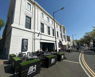 Plus de détails pour Cradock St, Swansea - Coworking à louer