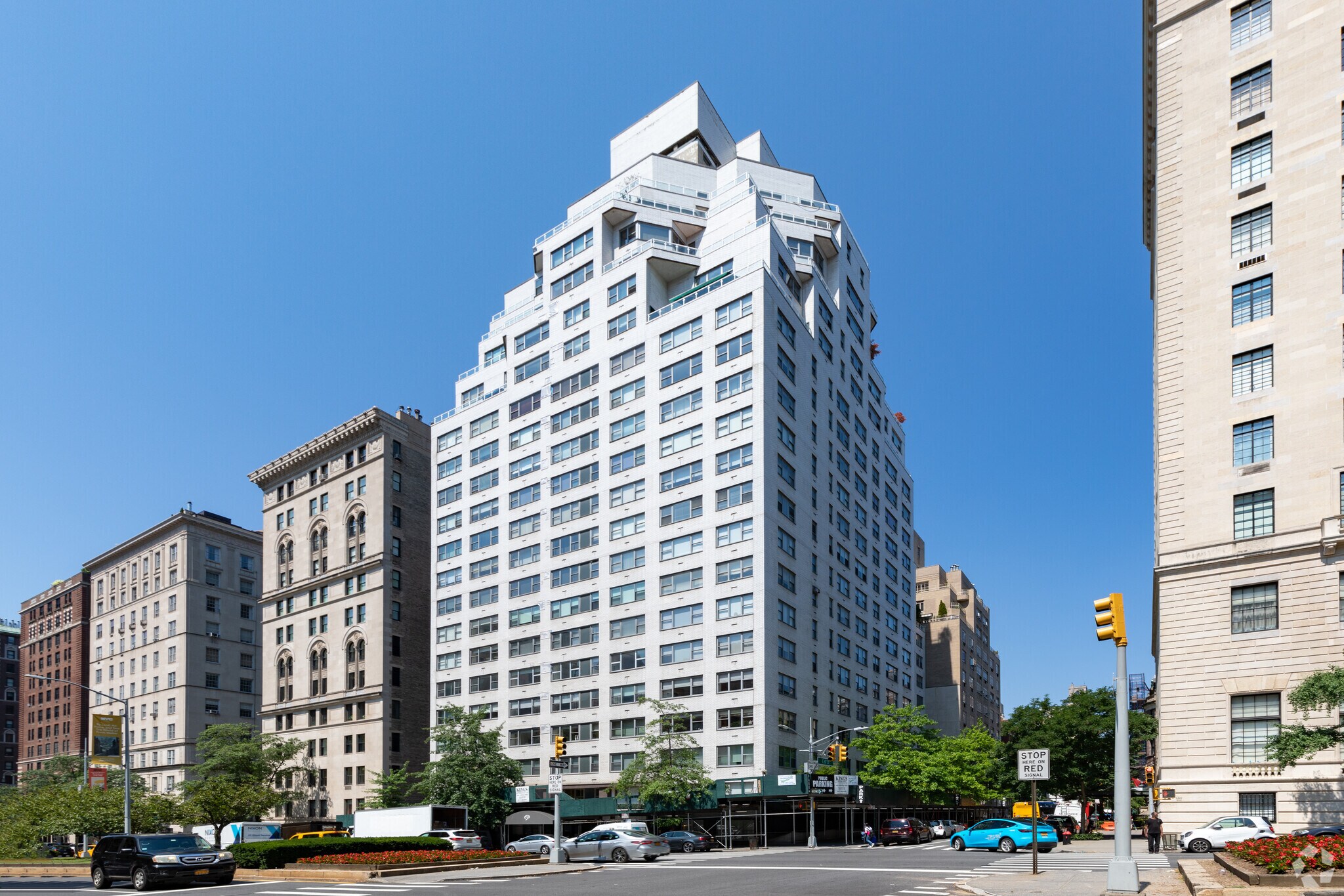 650 Park Ave, New York, NY à vendre Photo de l’immeuble– Image 1 sur 14