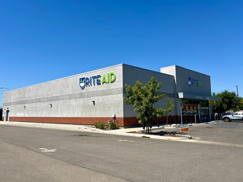 431 34th St, Bakersfield, CA à louer - Photo de l’immeuble – Image 3 sur 4