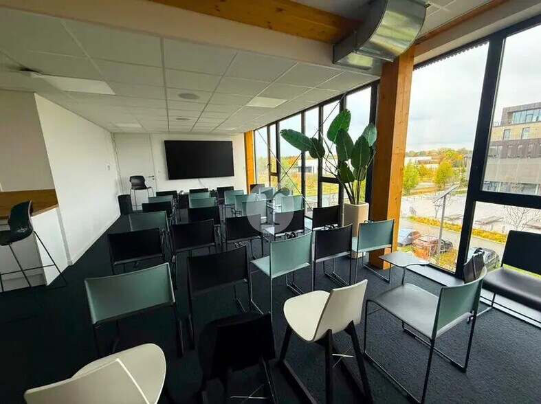 Bureau dans VILLENEUVE-D'ASCQ à vendre - Photo intérieure – Image 2 sur 5