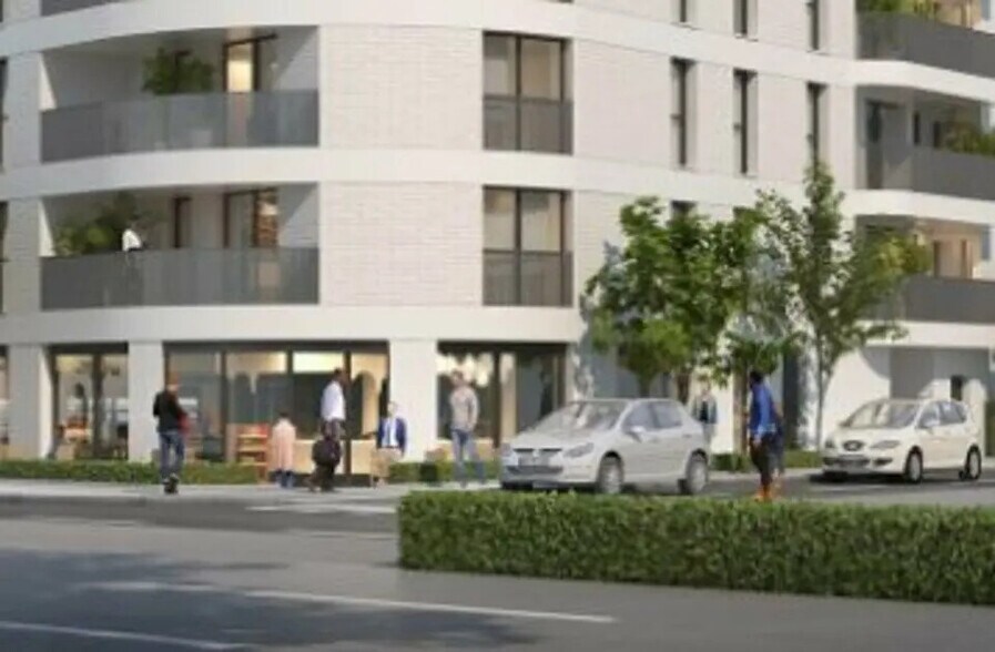 Local commercial dans Aulnay-sous-Bois à louer - Photo de l’immeuble – Image 1 sur 4