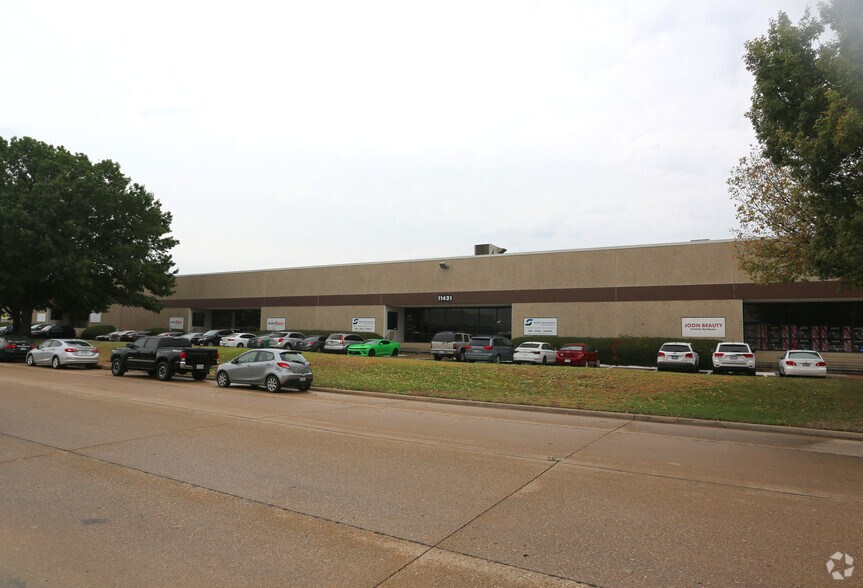 11431 Ferrell Dr, Farmers Branch, TX à louer - Photo de l’immeuble – Image 1 sur 6