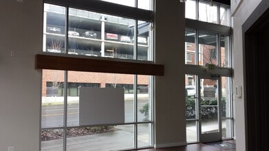 159 Denny Way, Seattle, WA à louer Photo intérieure– Image 1 sur 6