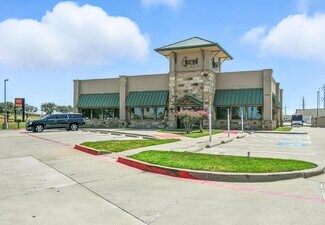 Plus de détails pour 12750 North Fwy, Fort Worth, TX - Local commercial à louer