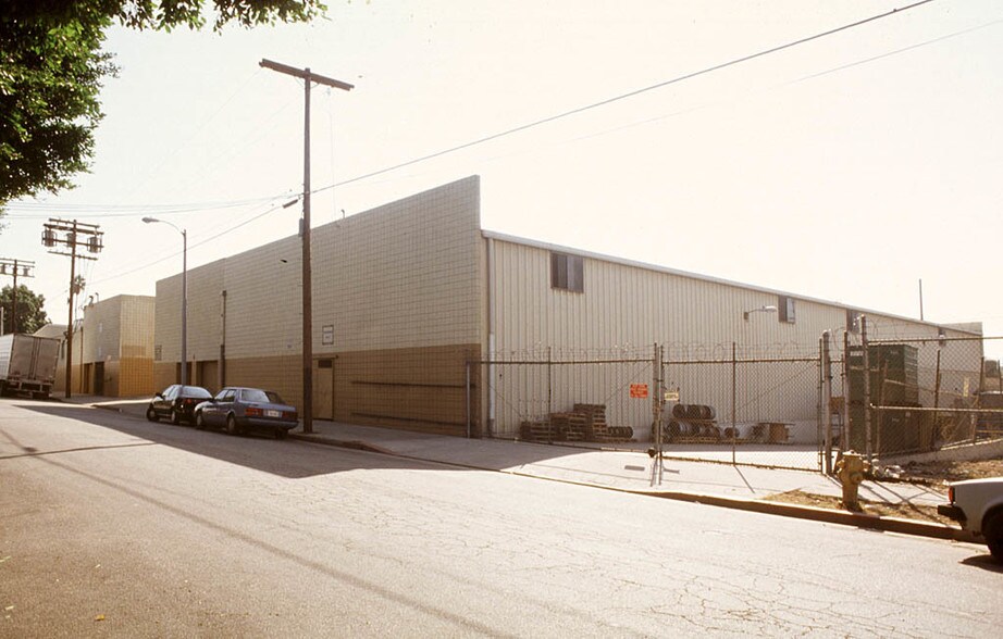 135-137 N Avenue 21, Los Angeles, CA à vendre - Photo de l’immeuble – Image 2 sur 6