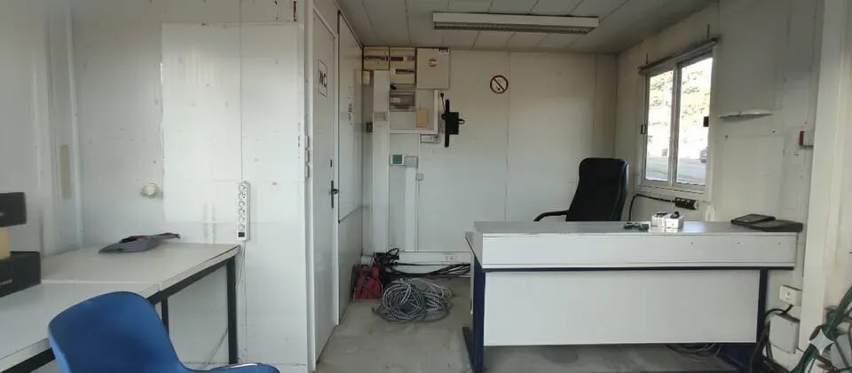 Terrain dans La Tour-du-Pin à louer - Photo de l’immeuble – Image 3 sur 3