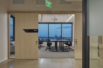 360 E 2nd St, Los Angeles, CA à louer Photo intérieure– Image 2 sur 11