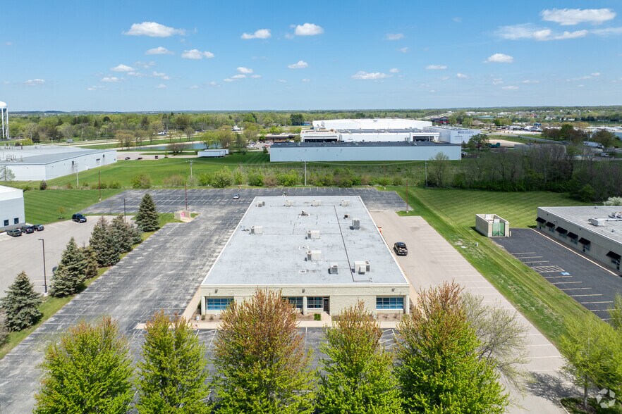 9942 N Alpine Rd, Machesney Park, IL à vendre - Photo de l’immeuble – Image 2 sur 12