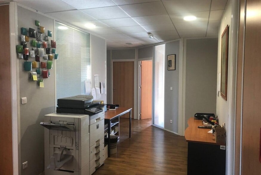 29 Rue Louis De Broglie, Dijon à louer - Photo de l’immeuble – Image 3 sur 4