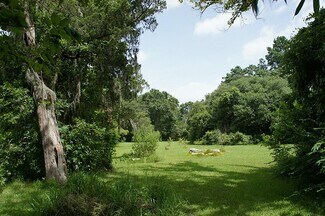 Plus de détails pour 110 Whispering Pines Ave, Friendswood, TX - Terrain à vendre