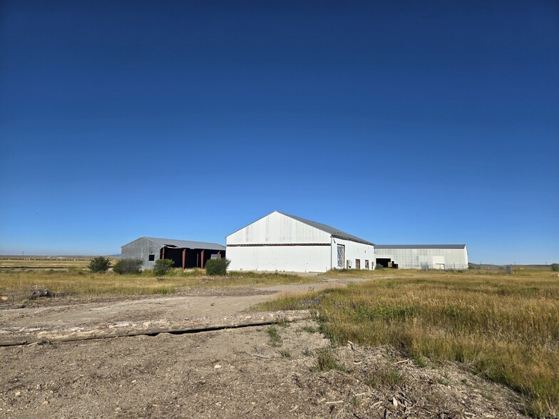 301 Railroad Ave, Judith Gap, MT à vendre - Photo principale – Image 1 sur 14