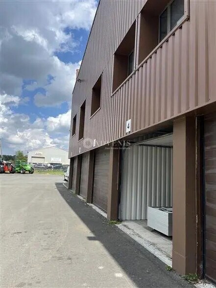 Industriel/Logistique dans Moncé-en-Belin à louer - Photo de l’immeuble – Image 1 sur 1