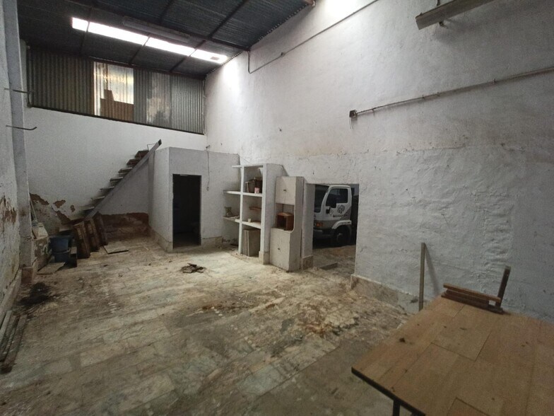 Industriel/Logistique dans Cáceres, Cáceres à vendre - Photo de l’immeuble – Image 2 sur 8