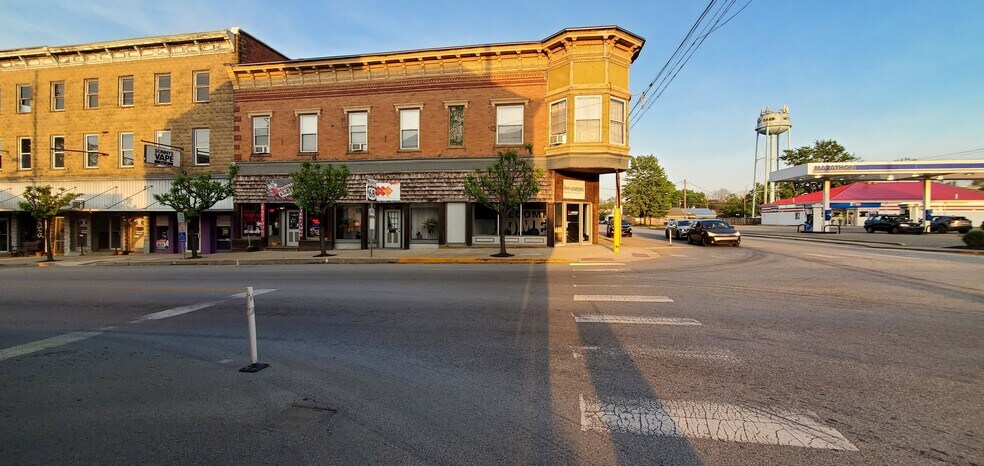 100 N High St, Mount Orab, OH à vendre - Photo de l’immeuble – Image 1 sur 8