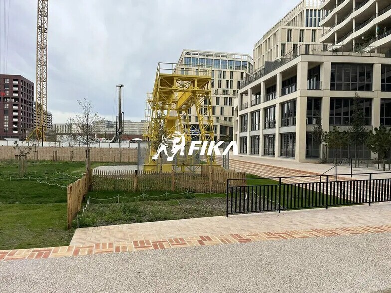 Bureau dans Bordeaux à vendre - Photo de l’immeuble – Image 2 sur 12