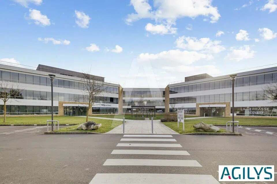 Bureau dans Saclay à louer Photo de l’immeuble– Image 1 sur 13