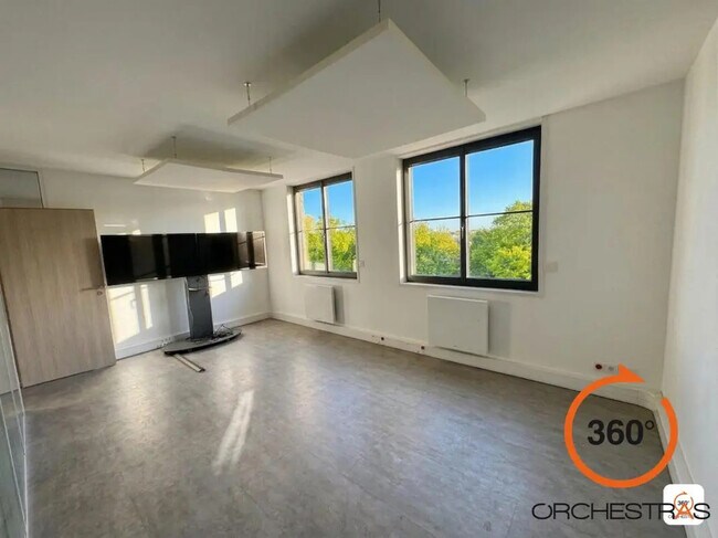 Plus de détails pour Bureau à louer