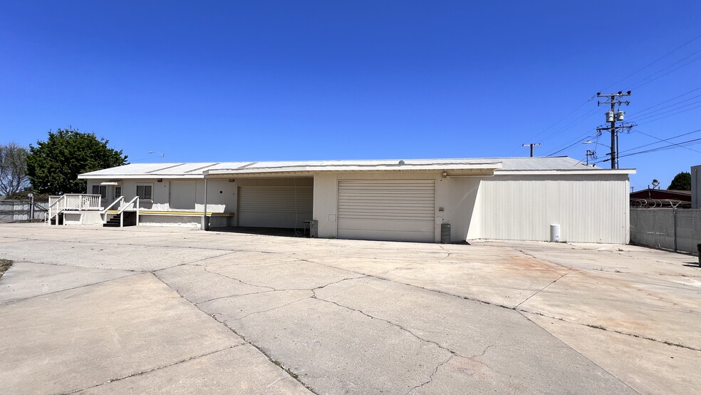 414 N O St, Lompoc, CA à louer - Photo de l’immeuble – Image 2 sur 33